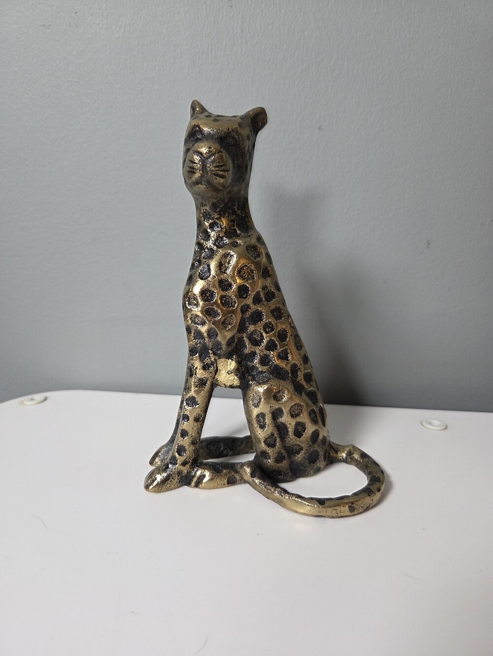 Decorative Leopard / Cheeteh Figurine Home Decor